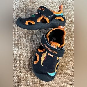 Hobibear Dinosaur Sandals/ Water Shoes Size 5 US